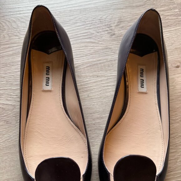 Miu Miu Pointed Toe Flat - Picture 5 of 14